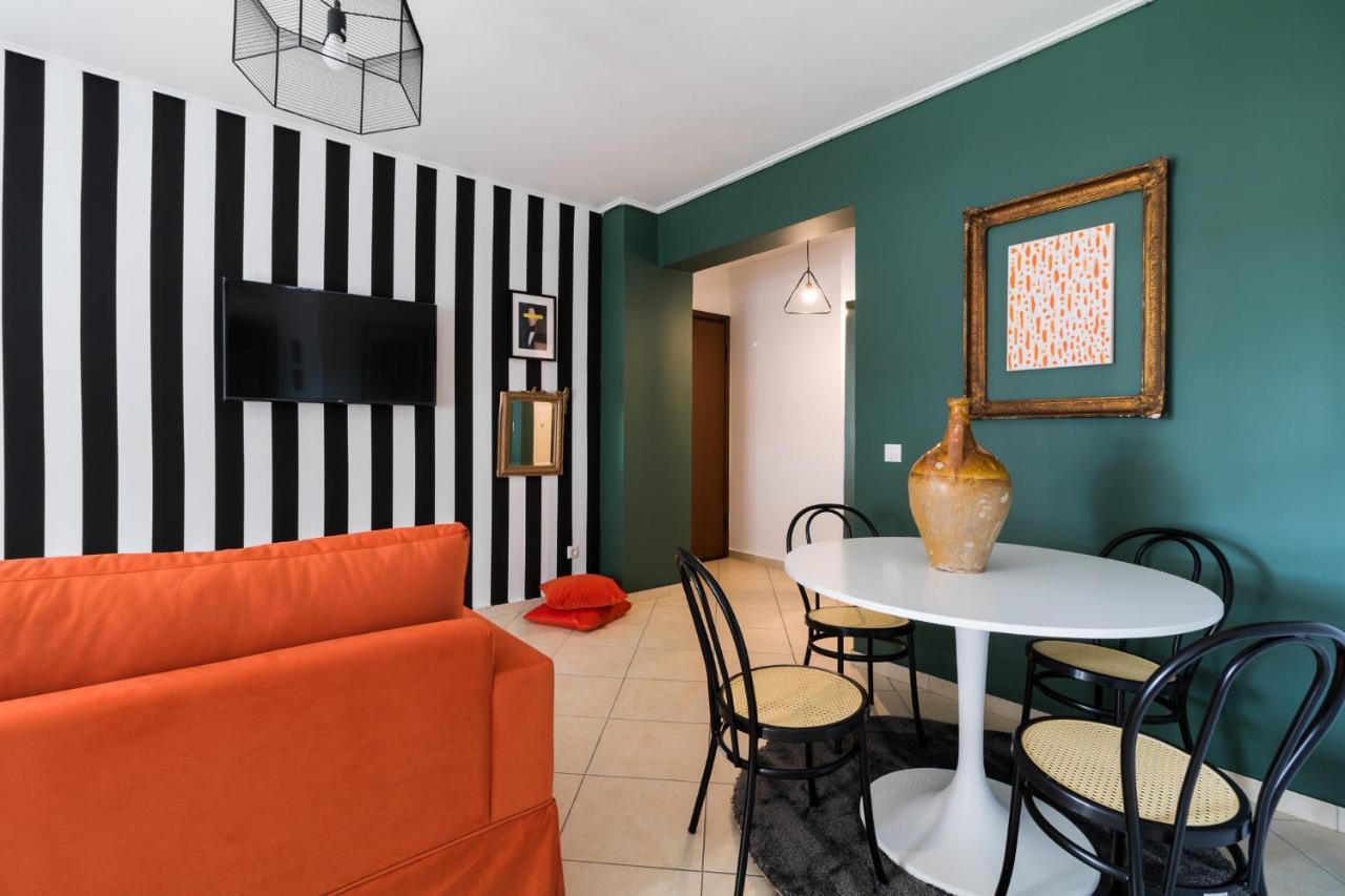 Athenian Stylish 2 Bdrm Apartment Екстериор снимка