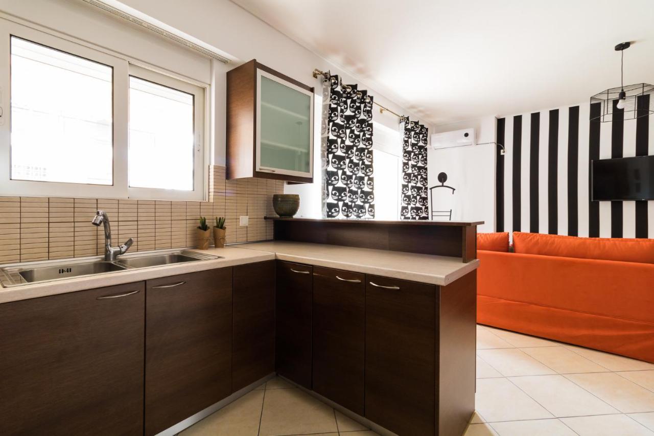 Athenian Stylish 2 Bdrm Apartment Екстериор снимка